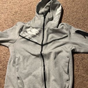 Nike Sportswear Tech Fleece Graphic Full-Zip Hoodie